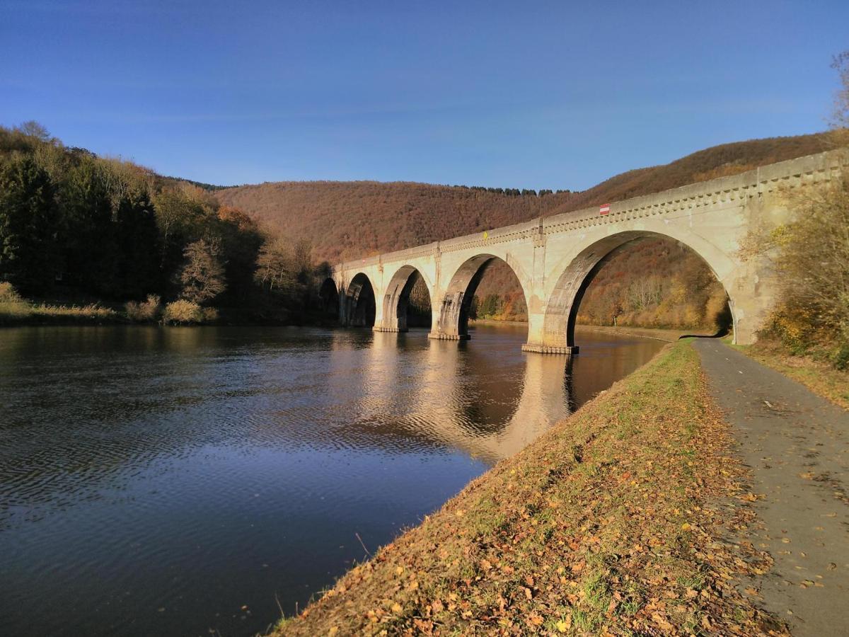 Entre Meuse Et Foret Revin  Exteriör bild