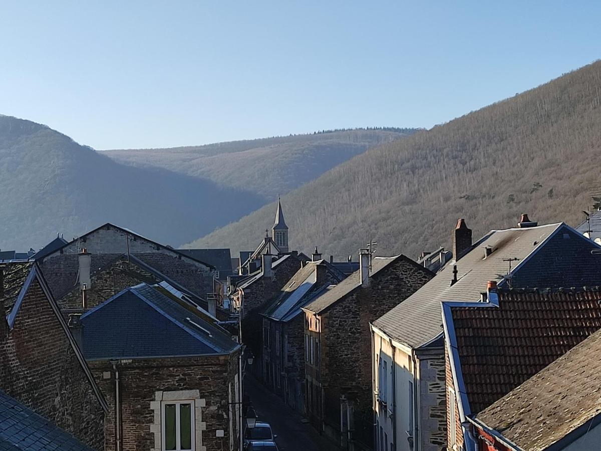 Entre Meuse Et Foret Revin  Exteriör bild