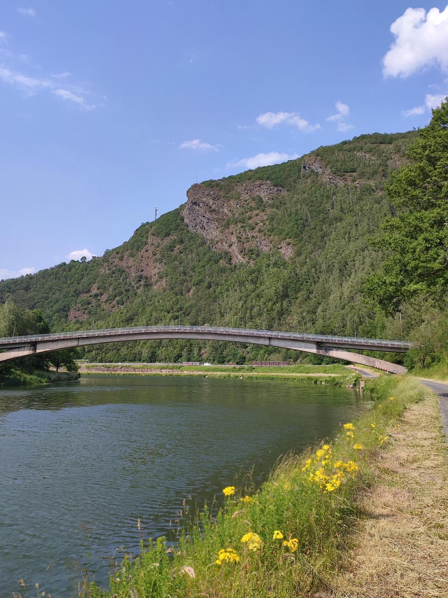 Entre Meuse Et Foret Revin  Exteriör bild